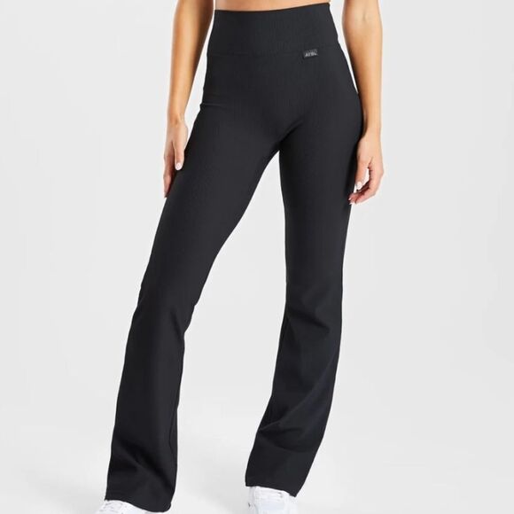 834 NWT AYBL Sculpt Ribbed Flared Leggings Size Small - Picture 1 of 10